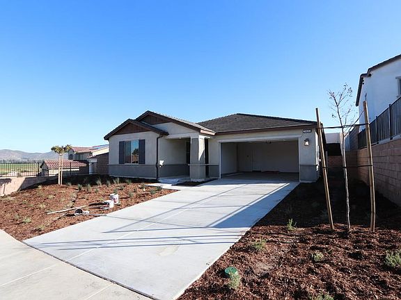 3rd image of 29680 Bonneville Ct
