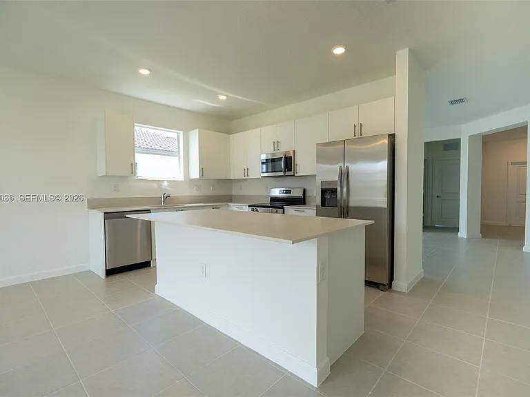 2485 SE 29th Dr — Photo 28