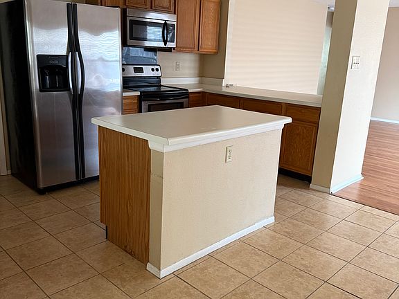 5th image of 21638 Longwood