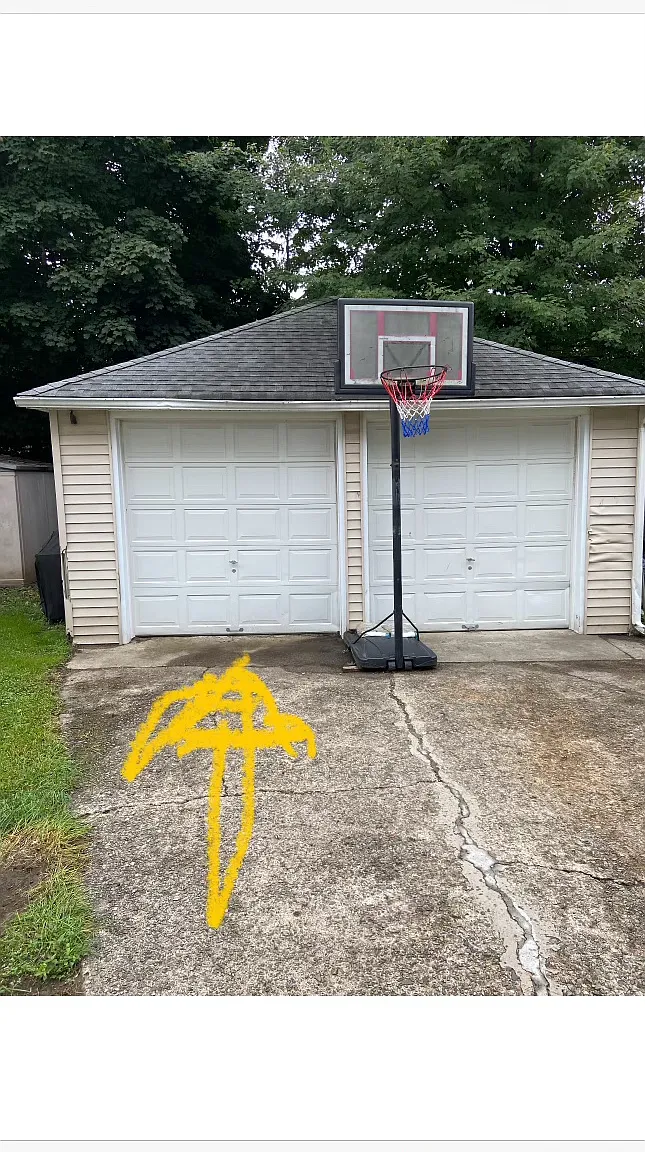 Studio, 400 sqft, $300 — Photo 1