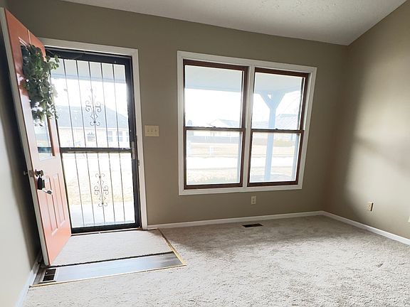 4th image of 269 Heritage Dr
