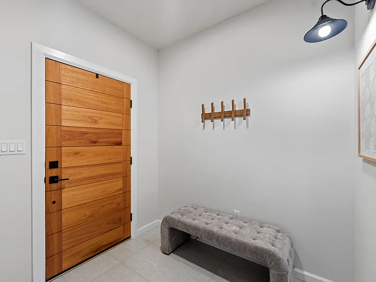 8101 N 23rd St #19 — Photo 37