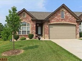12104 Enclave Pl, Bridgeton, MO 63044