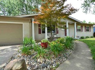 3311 Cabot Ln, Fort Wayne, IN 46805