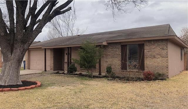 1st image of 1729 Whiteoak Dr
