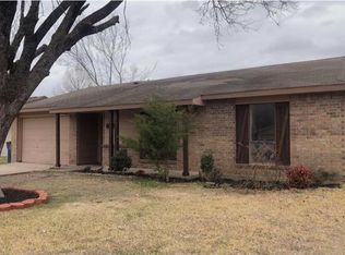 1729 Whiteoak Dr, Garland, TX 75040