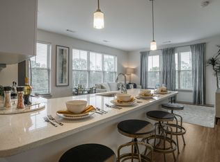 1100 Cricket Ln #1201, East Walpole, MA 02032