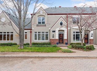 406 Coventry Ln, Edina, MN 55435