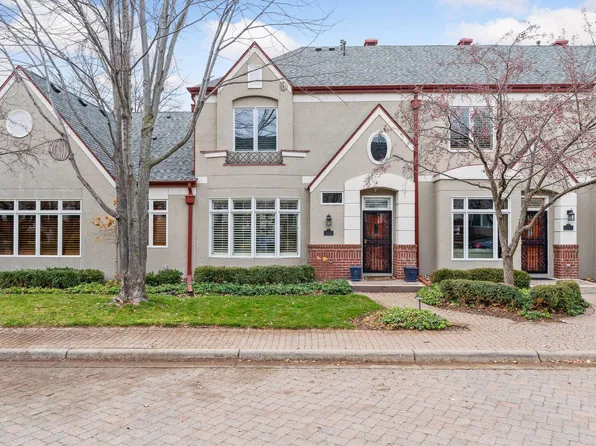 406 Coventry Ln, Edina, MN 55435