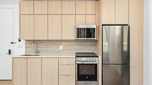 526 Baltic St Photo 1