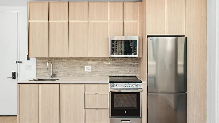 Rented by Nooklyn NYC LLC | media 6