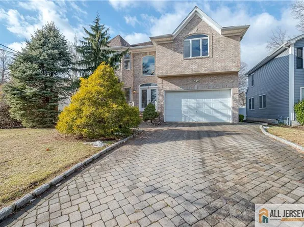 53 Princeton Ave, Colonia, NJ 07067