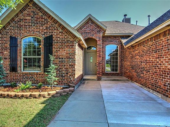 3rd image of 12104 SW 18 St