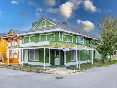 1345 Saint Anthony St, New Orleans, LA, 70116