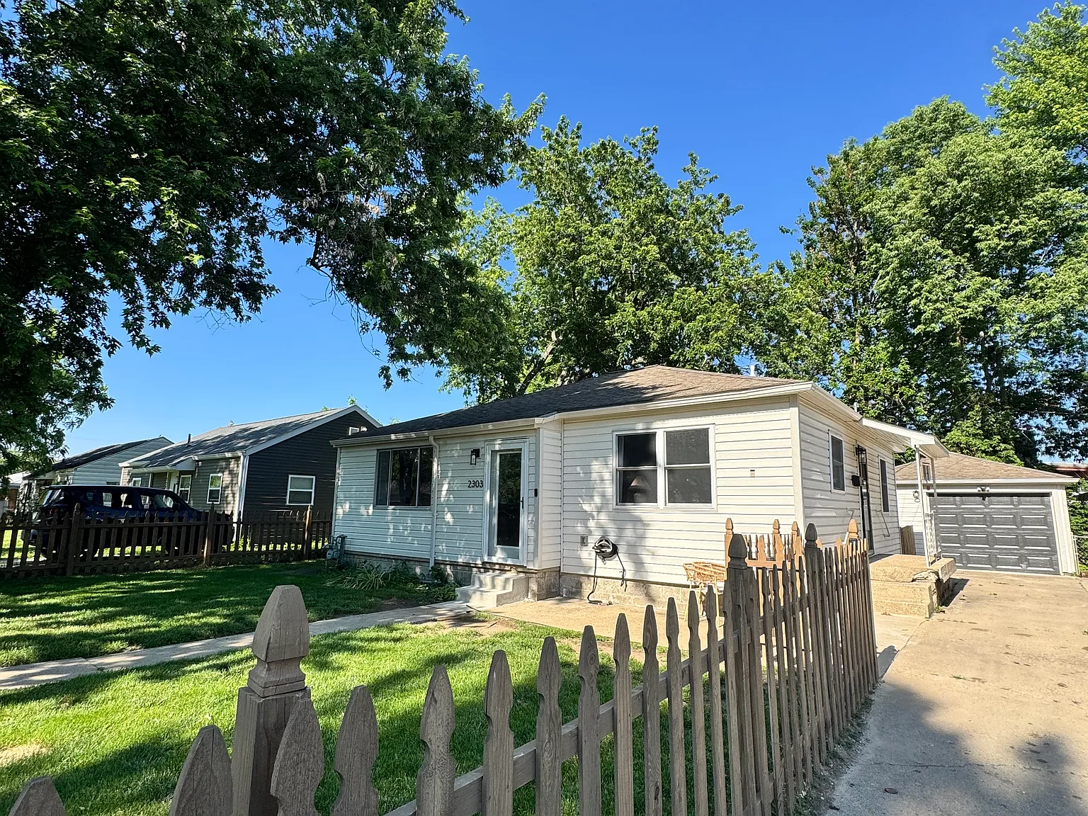 2 bed, 768 sqft, $1,650 — Photo 3