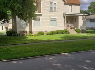 501 Maple St, Chenoa, IL 61726