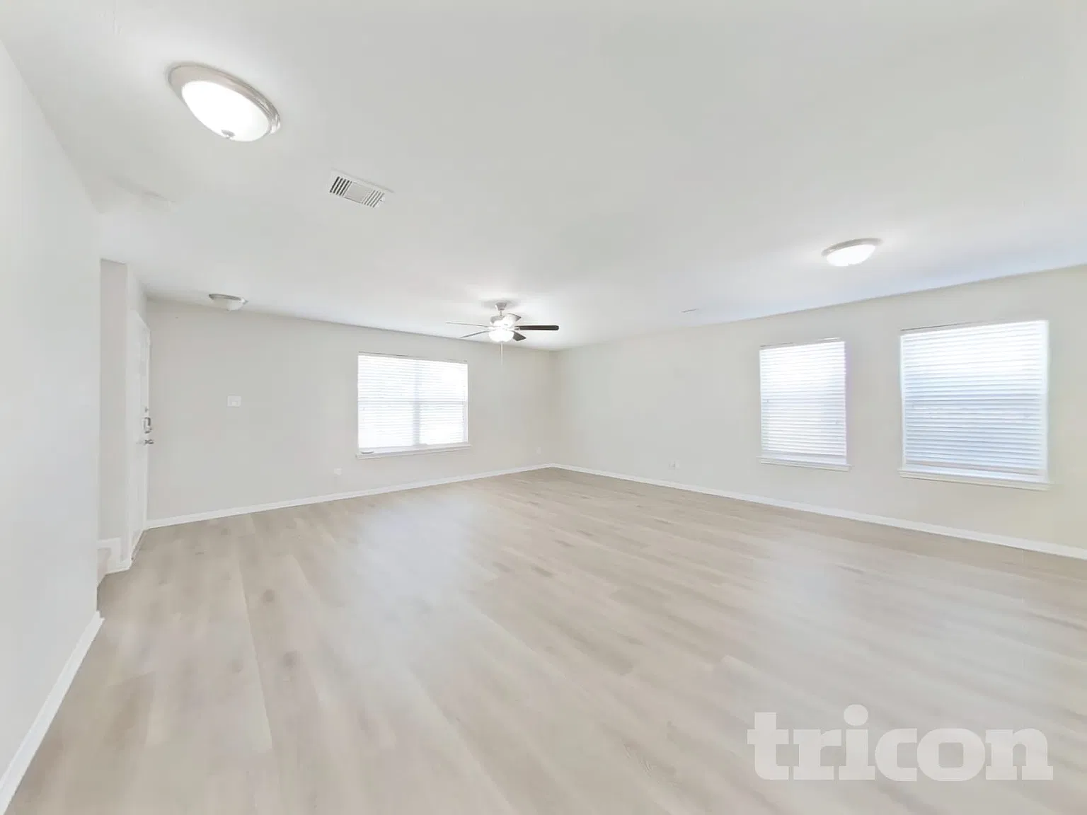 6448 Mountain Pines Lane Katy TX — Photo 2