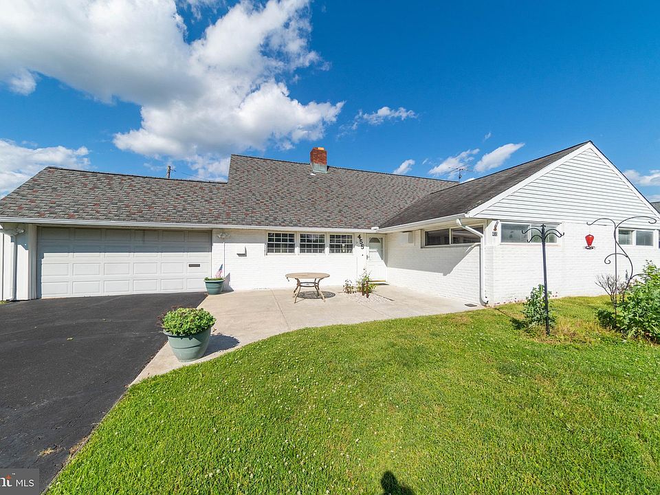 455 Snowball Dr, Levittown, PA 19056 Zillow