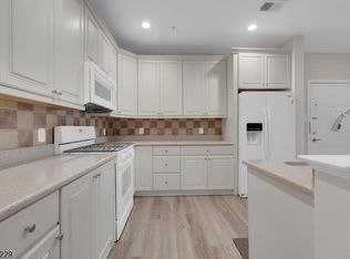 7 Ridgeview Ln #7, Mount Arlington, NJ 07856