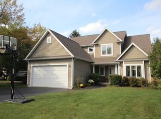 680 Lasalle Dr, Somonauk, IL 60552
