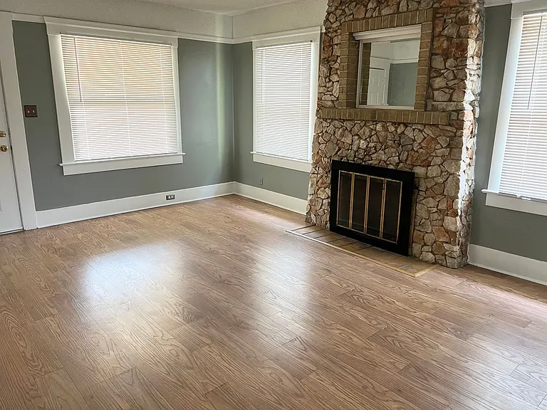 9 E Olive Ave — Photo 3