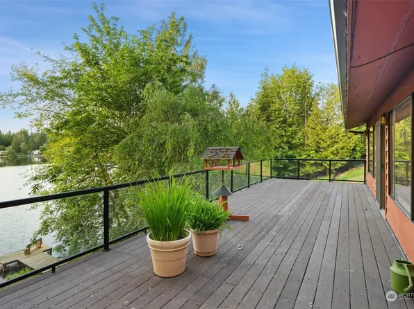 1700 SE Crescent Drive, Shelton, WA 98584