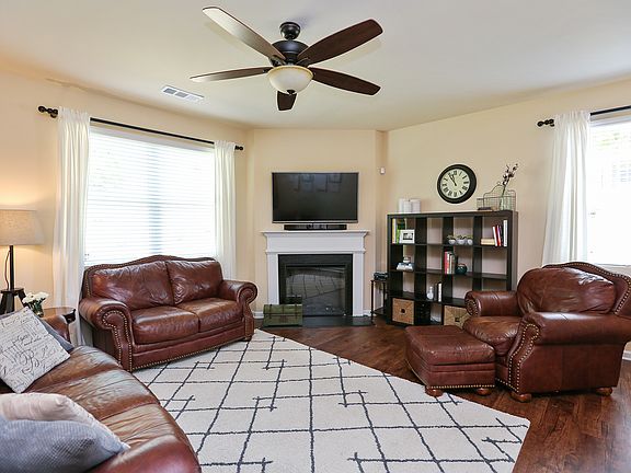 4th image of 3006 Heritage Glen Dr