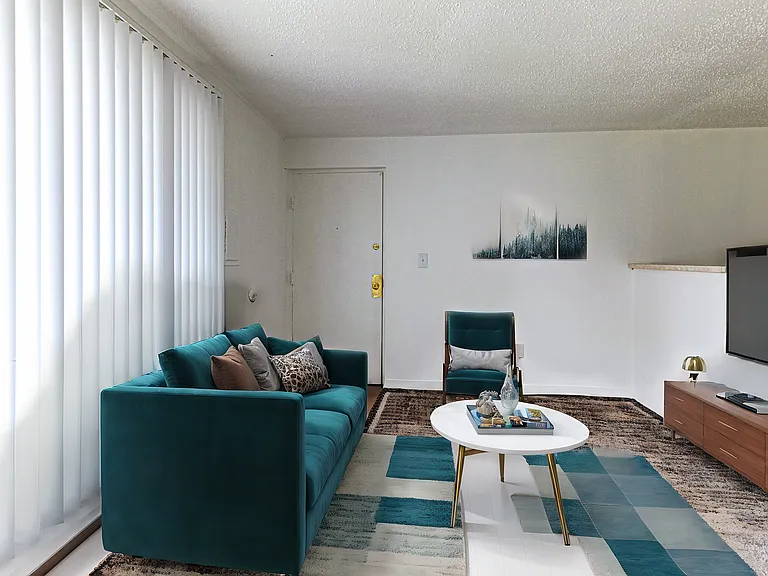 Manor House Apartments — Photo 37