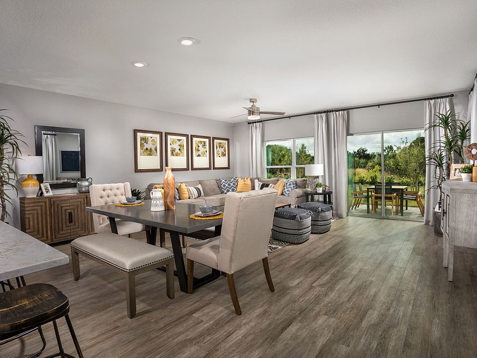 2nd image of 2285 Carrabelle Way