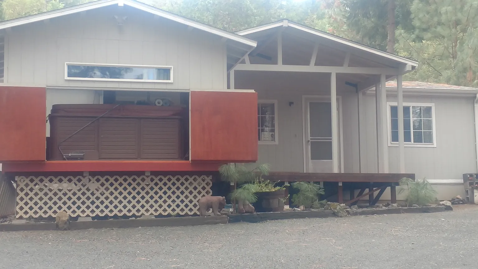 5243 Rogue River Hwy photo 1