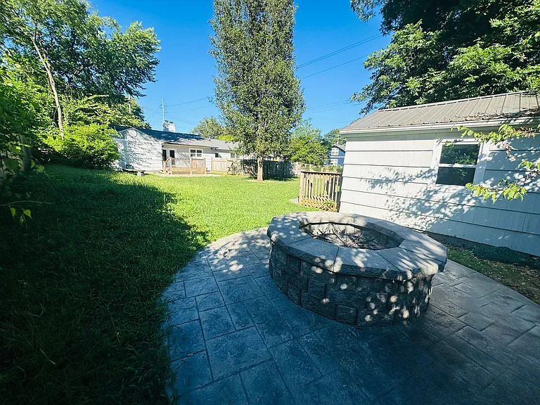 602 W Glenwood Ave — Photo 25