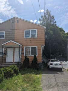 174 Pennsylvania Avenue, Bridgeport, CT, 06610