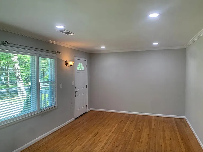 864 Shadowridge Dr — Photo 8