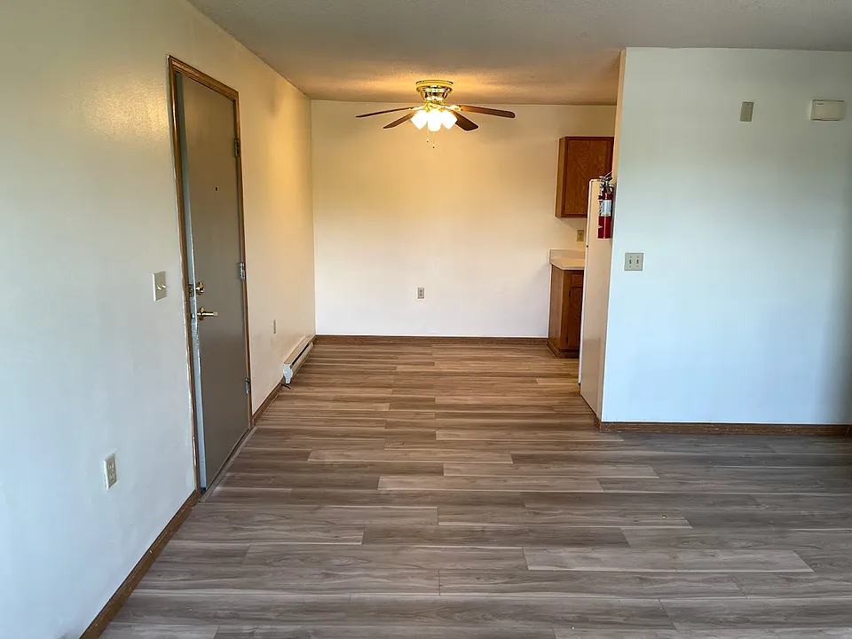 Kemper Manor Apartments