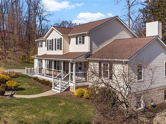 3rd image of 36505 Carriage Ln