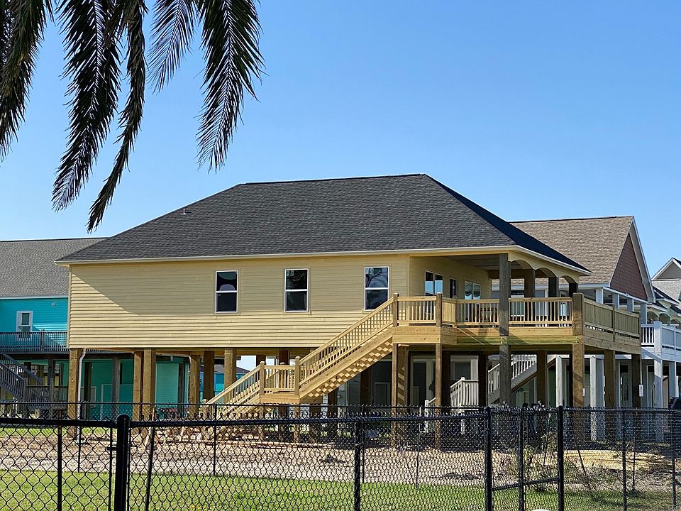 1st image of 967 Crane Ln