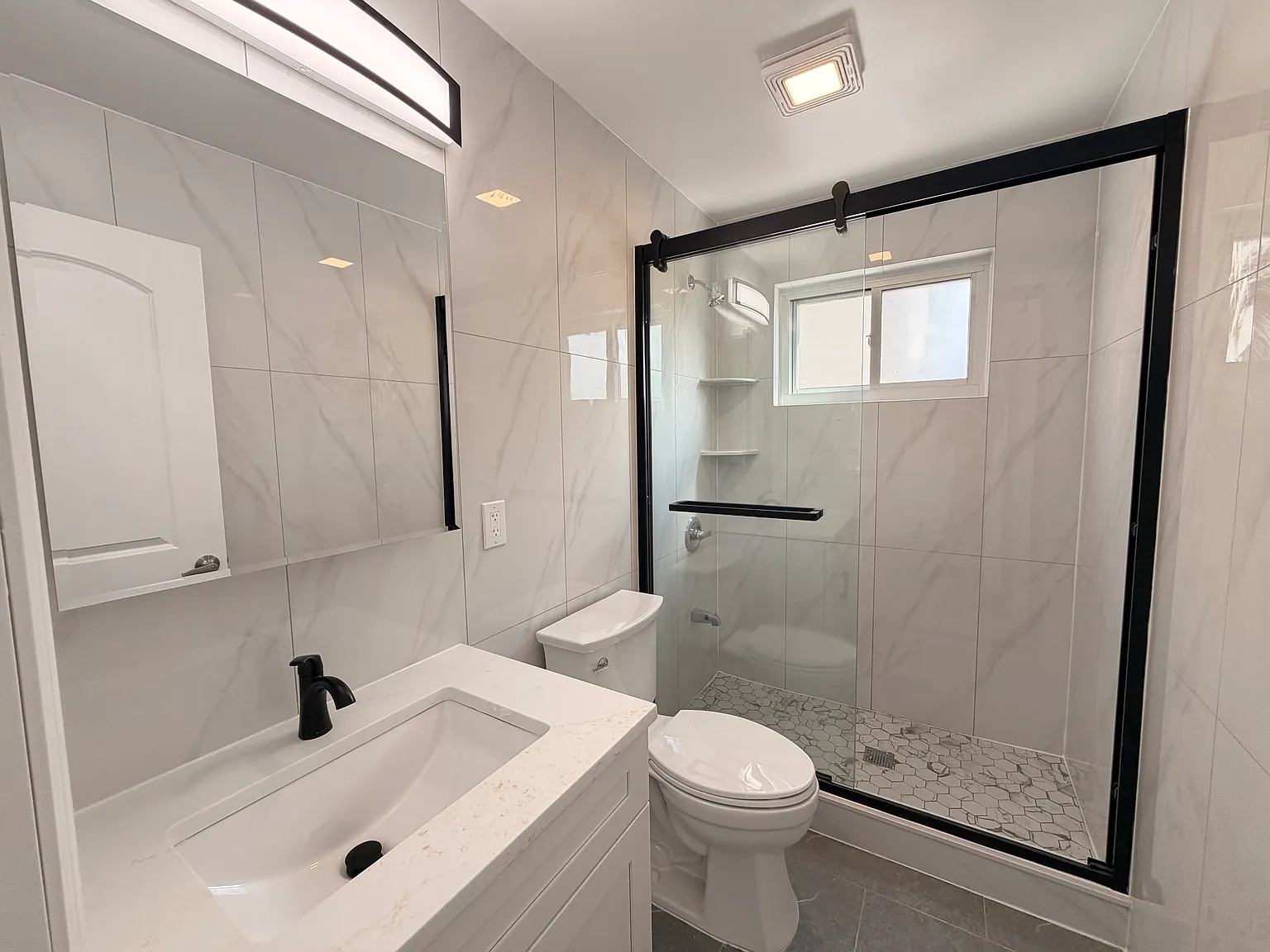 3 bed, 850 sqft, $2,800 — Photo 4