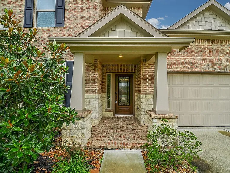 9411 Sparrow Creek Ct — Photo 2