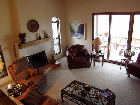 Focal fireplace, wet bar located in Living Room