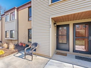 66 Banner Ct, Marlton, NJ 08053