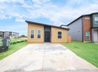 920 Ventnor Ave, Centerton, AR 72719