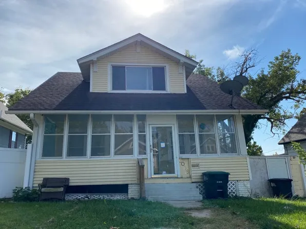 3019 Charles St, Omaha, NE 68131