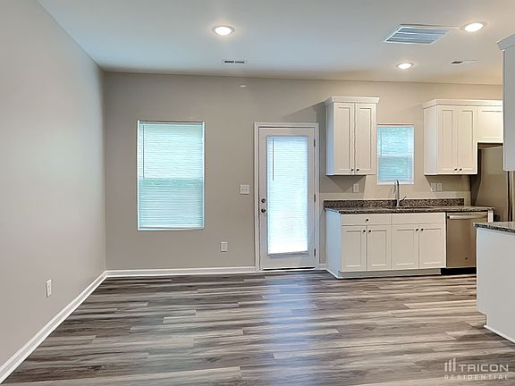 4th image of 104 Harvest Moon Ct
