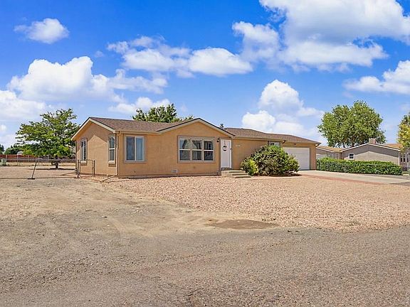 3rd image of 667 S Burro Dr