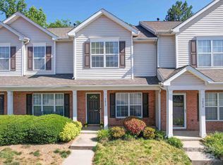 3055 Golden Dale Ln #104, Charlotte, NC 28262