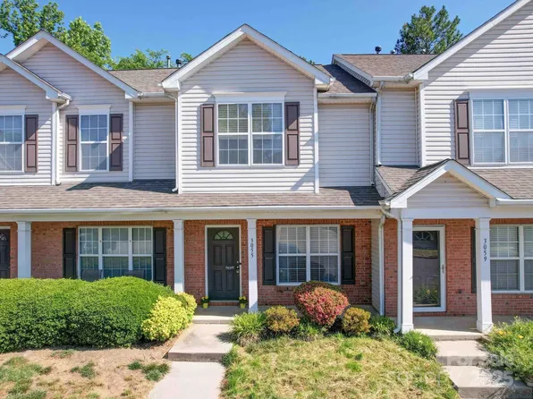 3055 Golden Dale Ln #104, Charlotte, NC 28262