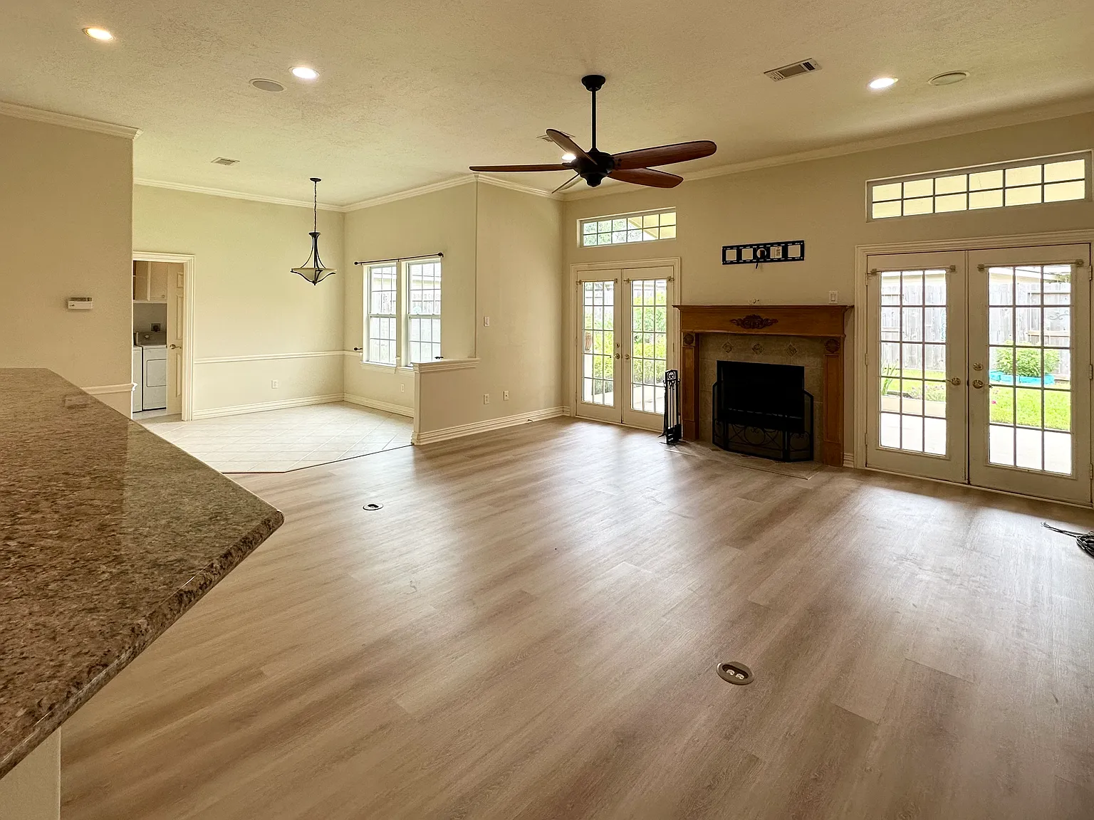 3 bed, 2.5 bath, 2163 sqft, $2,500 — Photo 3