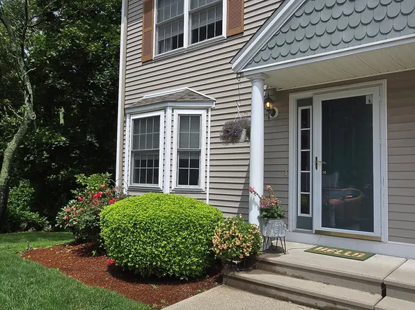 263 Bridge Street #25, Groton, CT 06340