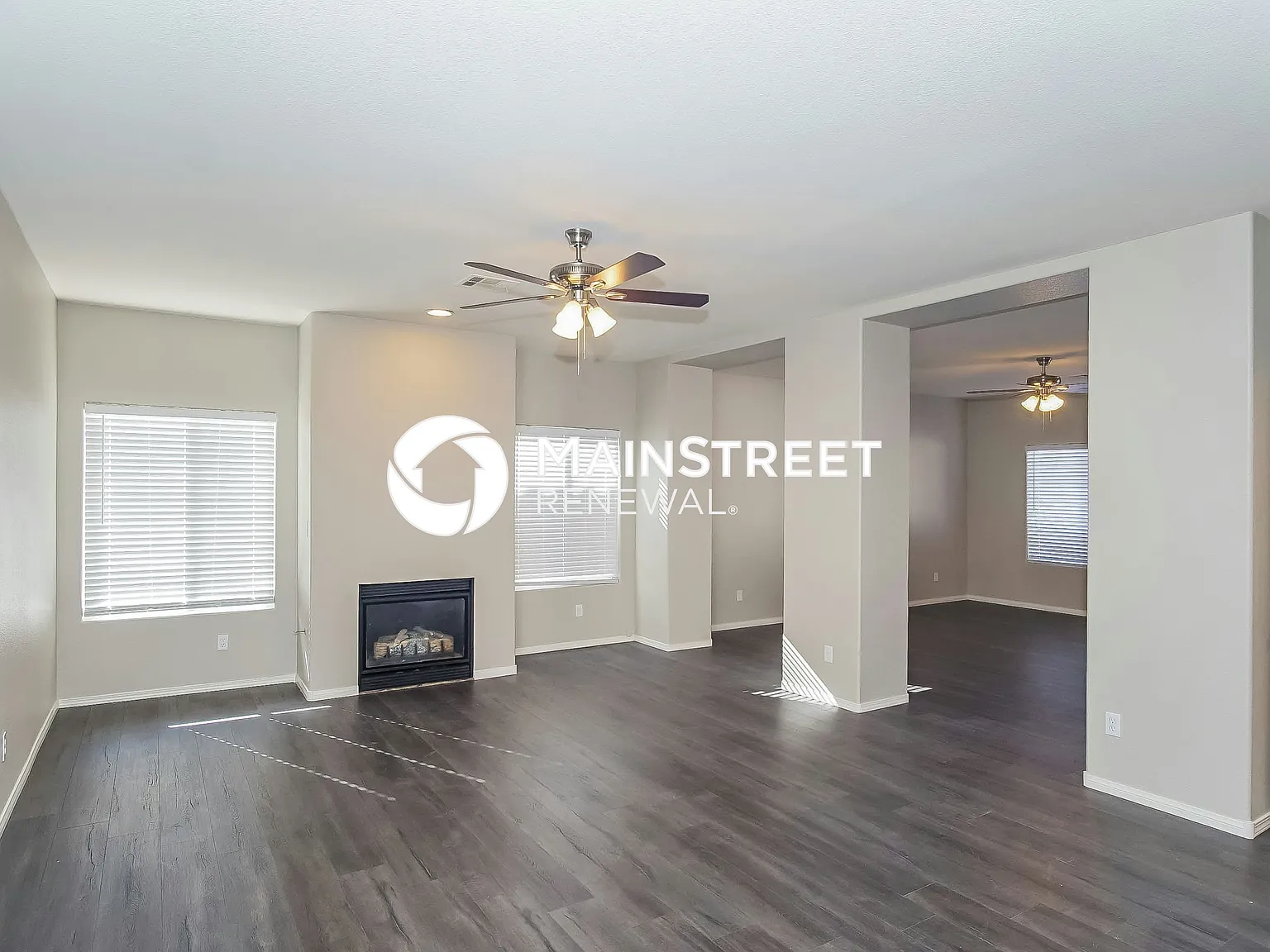 4361 Cottontail Ln — Photo 3