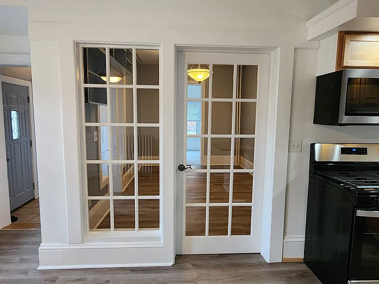 212 Oak St #2 — Photo 12